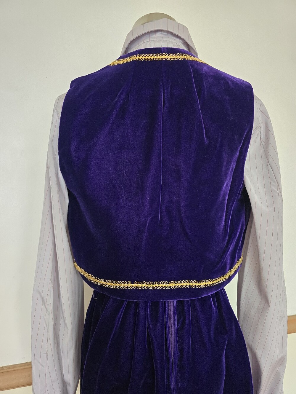 70s Vintage Boho Velvet Bolero and Mini Skirt Set - Picture 7 of 16